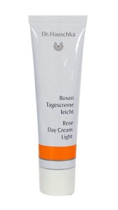 Dr. Hauschka Rose Light Krem do twarzy na dzień 30ml